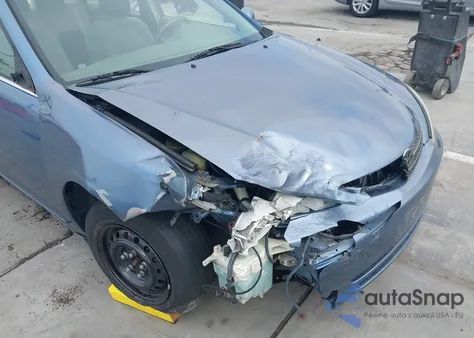 2002 Toyota Camry Le from USA, damaged, VIN JTDBE32K120041153